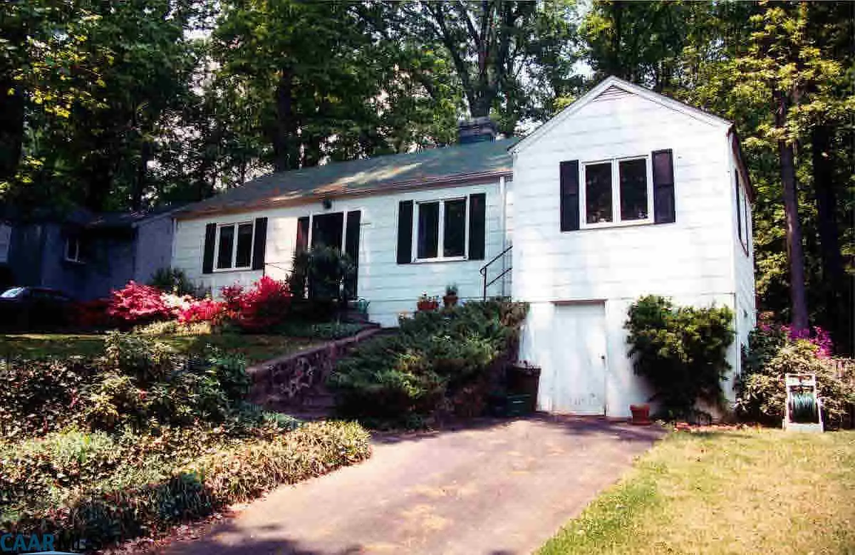 1429 Gentry Ln photo 1