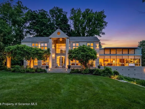 703 Highland Ave, Clarks Green, PA 18411