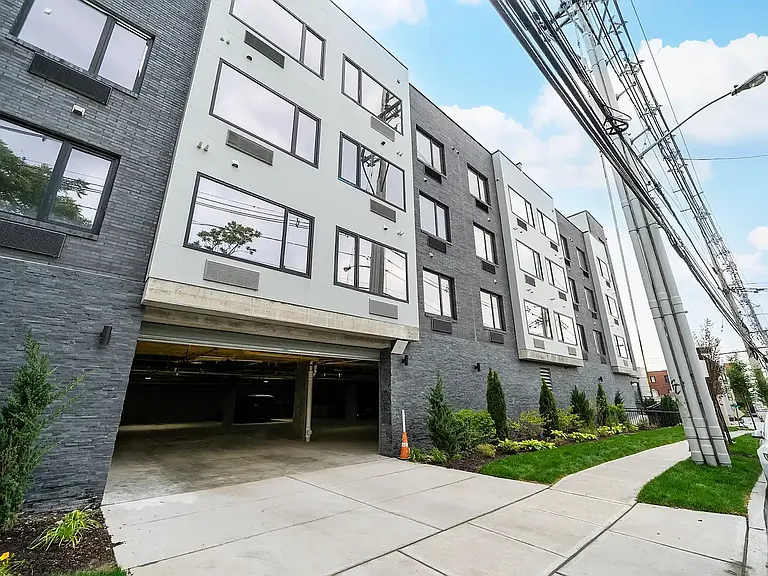 3310 Liberty Ave #507 — Photo 6