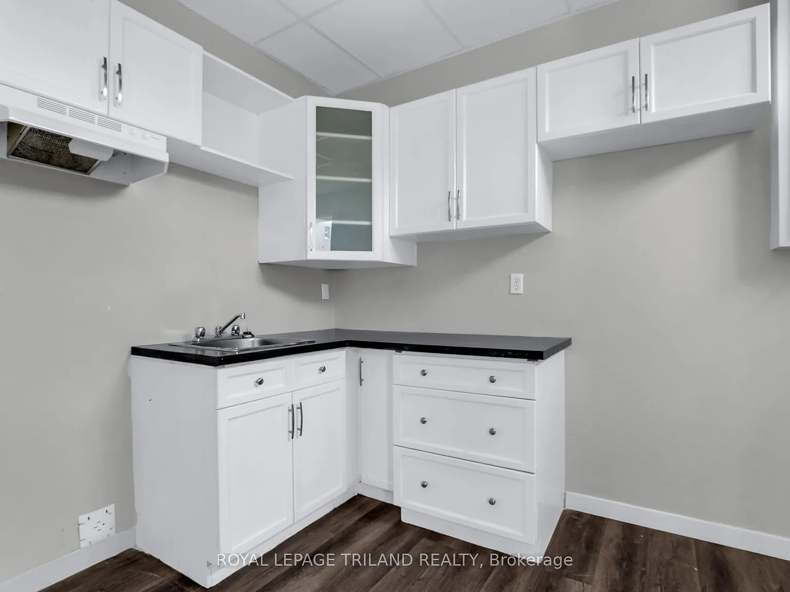 2 bed, $1,450 — Photo 3