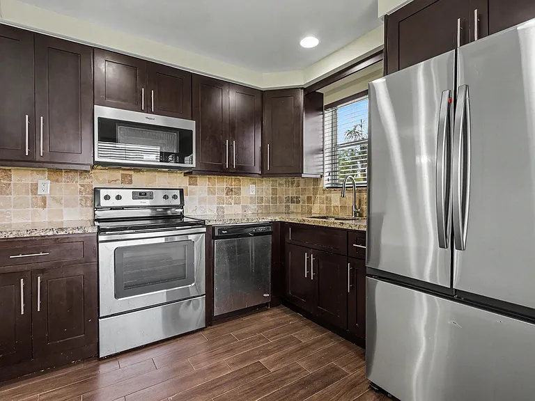 1250 SW 113th Ter #204 — Photo 19