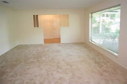 3rd image of 1100 Circle Ln