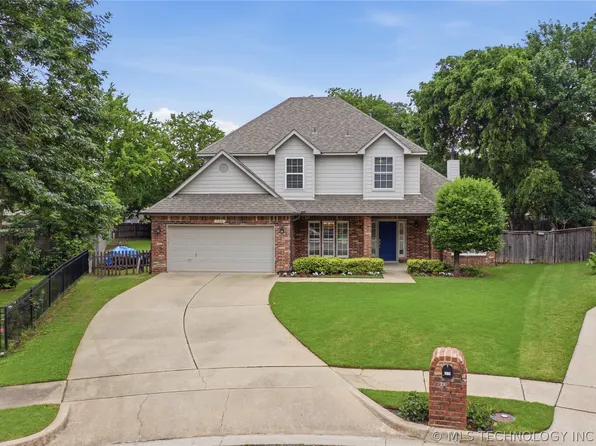 506 S Redwood Pl, Broken Arrow, OK 74012