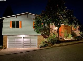 702 NW Macleay Blvd, Portland, OR 97210