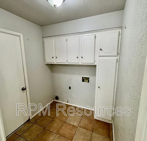 1420 NE 1st St — Photo 22