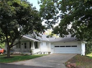 2619 Lucille Ave, Saint Joseph, MO 64506
