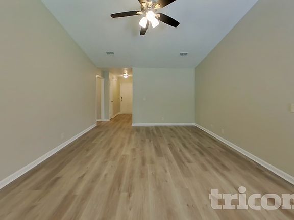 3rd image of 254 Bill Stewart Blvd