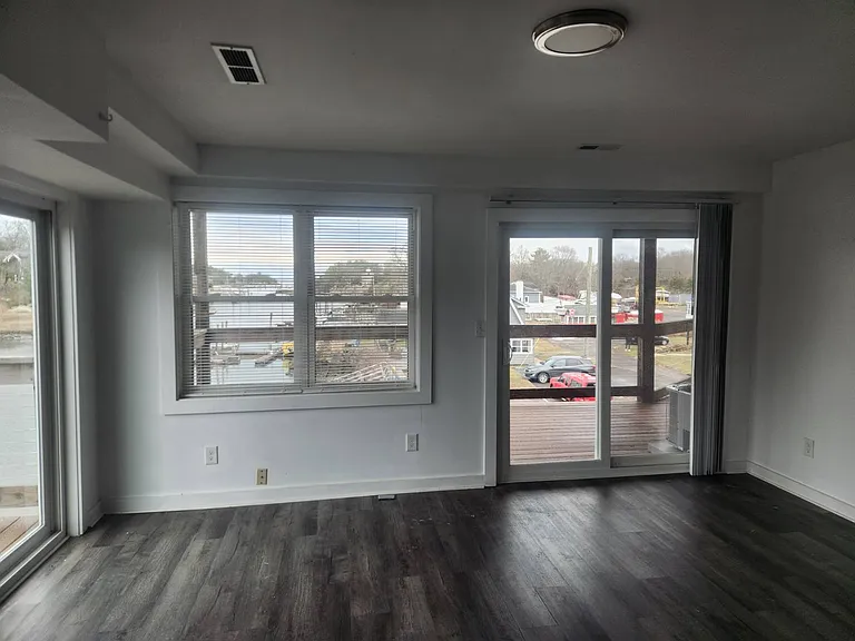 Kelsey's Landing — Photo 15