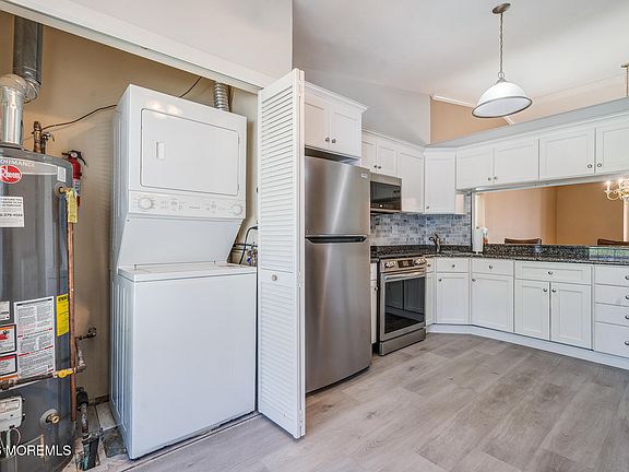 5th image of 56 Privet Place