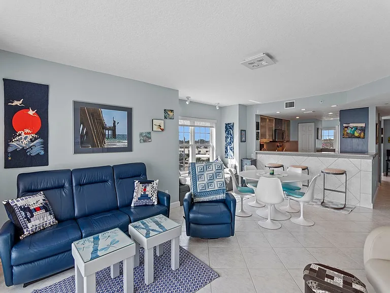 2700 Ocean Dr #404 — Photo 5