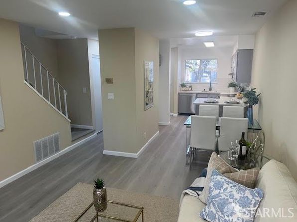 622 Hilton St, Redwood City, CA 94063