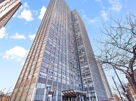 655 W Irving Park Rd
