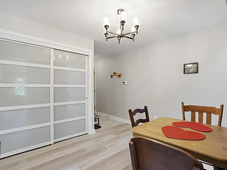 311 Forest St #2D — Photo 16