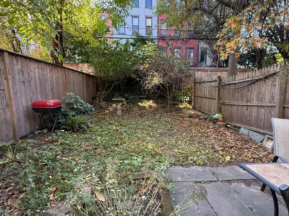 360 8th Street image 6 of 9