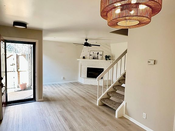 4th image of 5200 Martel Ave APT 7C