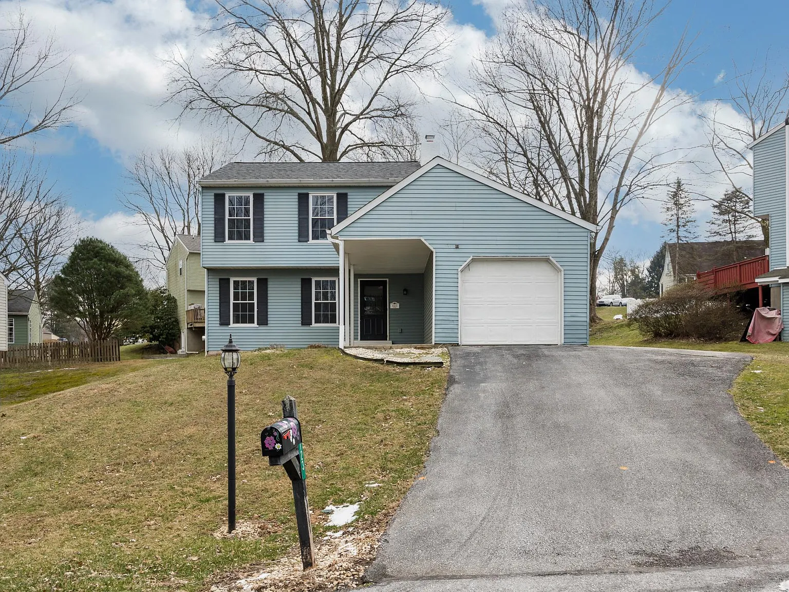 3 bed, 1.5 bath, 1536 sqft, $2,750 — Photo 3