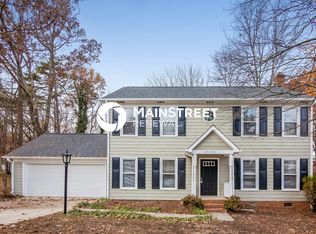 10510 Streatham Ln, Charlotte, NC 28262