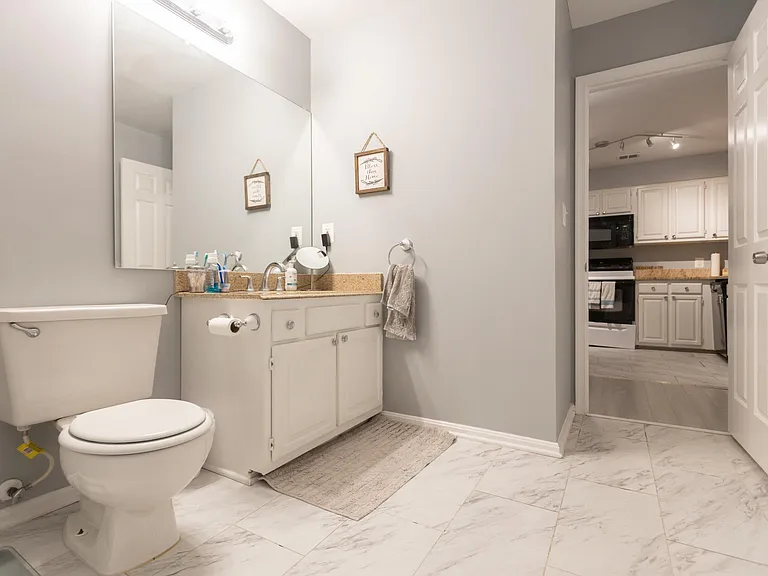 240 S Reynolds St #309 — Photo 13