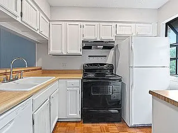 421 W San Antonio St APT L4, San Marcos, TX 78666