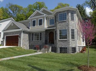 3517 N Somerset St, Arlington, VA 22213