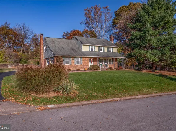 2415 Graydon Rd, Wilmington, DE 19803