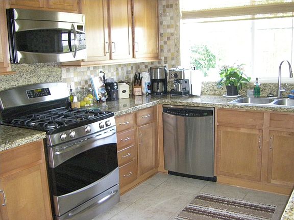 4th image of 23934 Brescia Dr