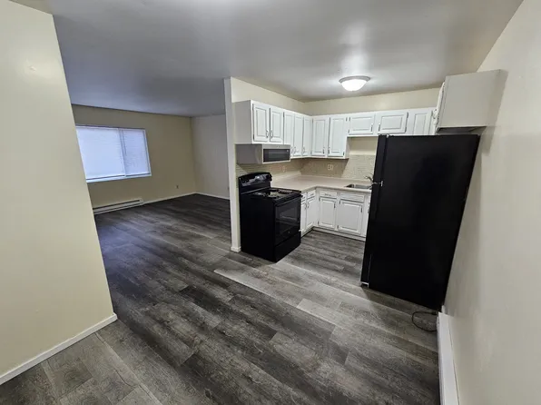 1731 La Crescent St APT 57, La Crosse, WI 54603