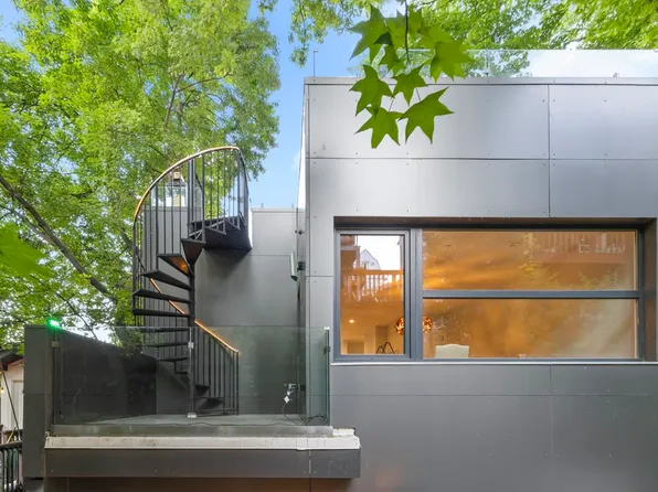 1076 River Road image 39 of 40