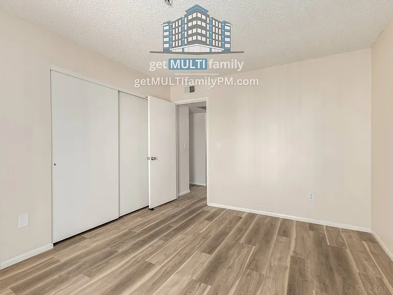 11640 N 51st Ave #237 — Photo 27