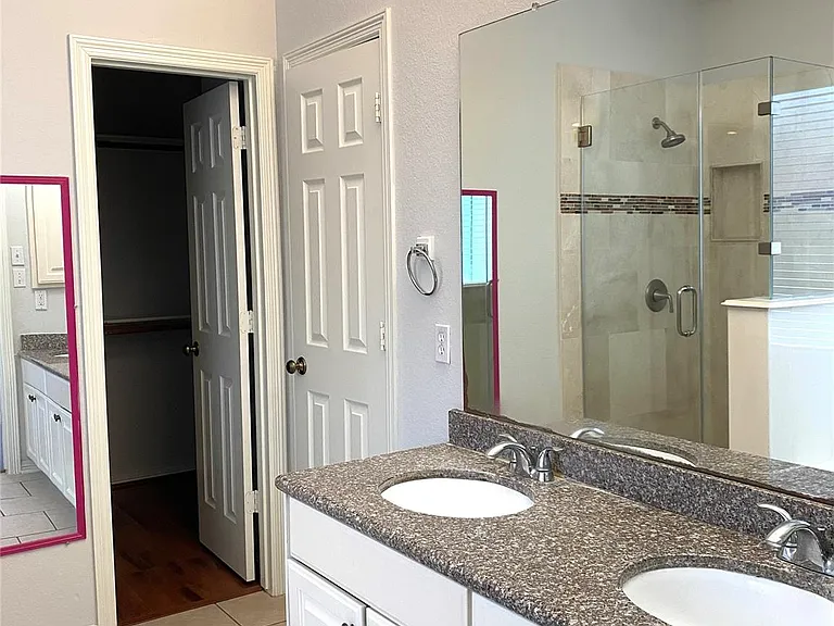 10231 Turrett Point Ln — Photo 8