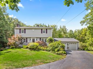 126 Holly Dr, Gardner, MA 01440