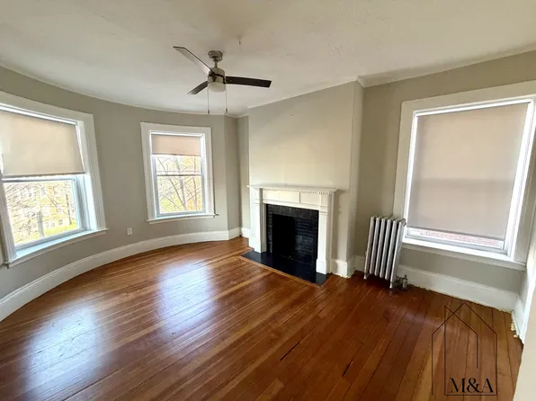 108 Winthrop Rd APT 1, Brookline, MA 02445