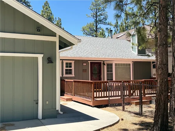 1051 Ash Ln, Big Bear City, CA 92314
