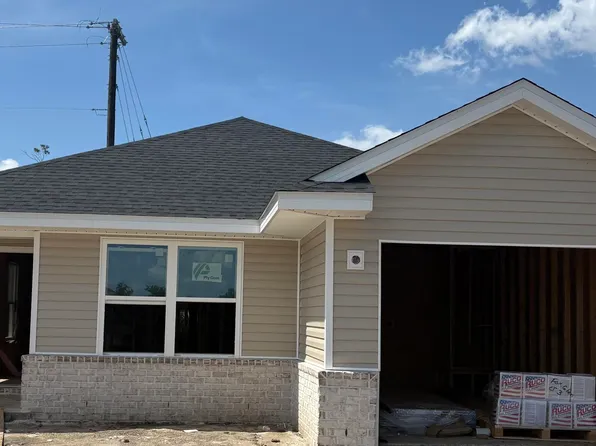 713 Fox Den Ln, Panama City, FL 32404
