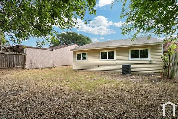 4 bed, 1154 sqft, $1,500 — Photo 4