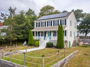 25 Shangri La Blvd, Wareham, MA 02571