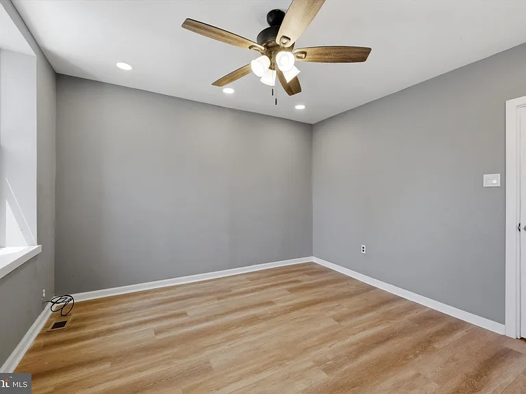 2625 Manton St — Photo 18