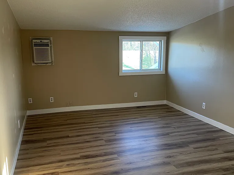 1808 W Alcott Ave #1 — Photo 3