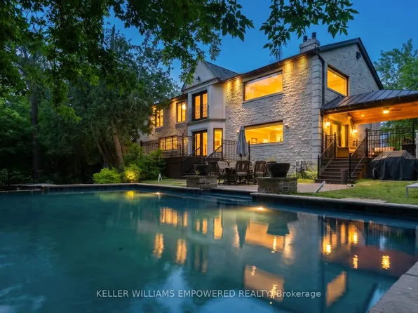 43 Woodland Acres Cres, Vaughan, ON L6A 1G1