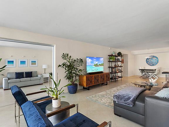 5th image of 1360 S Ocean Boulevard #907