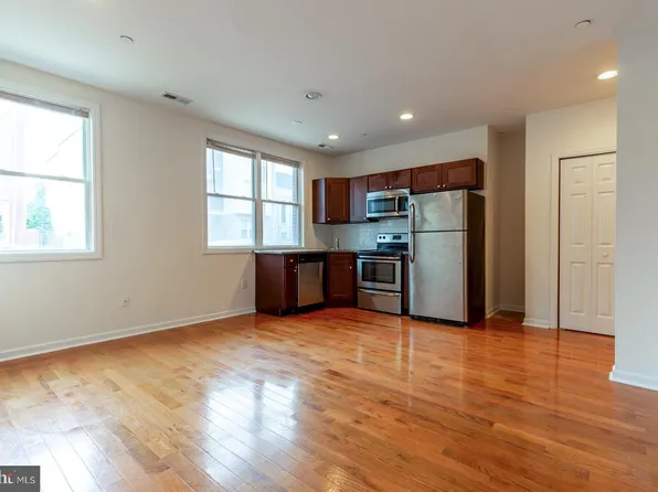 1429 Poplar St APT 1A, Philadelphia, PA 19130