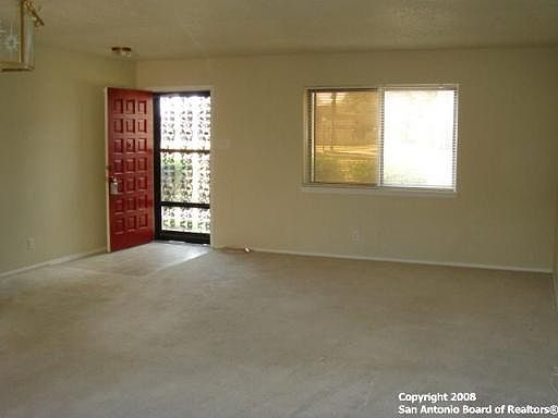 2nd image of 10827 CROWN VIEW DR #N/A