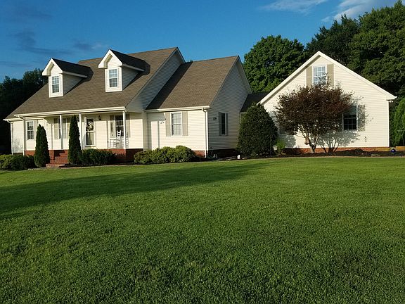 Beautiful Zoysia Grass Yard