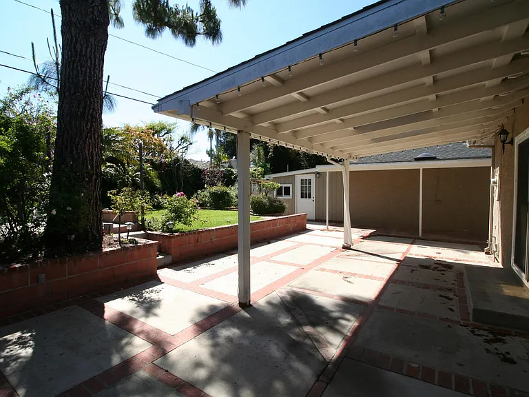 8318 Gonzaga Ave — Photo 27