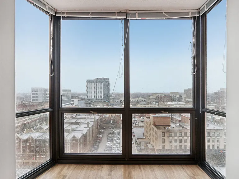 100 Forest Place Apartments — Photo 53