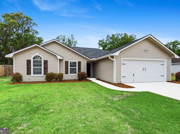132 Lake Victoria Dr, Kingsland, GA 31548