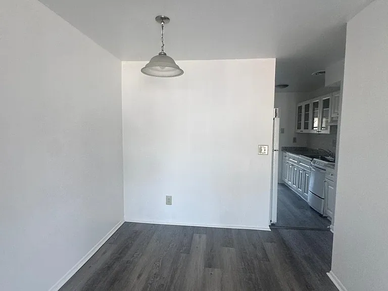 155 Birdseye St #B6 — Photo 9