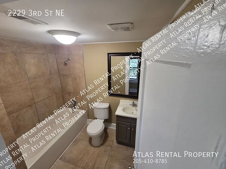 2229 3rd St NE — Photo 14