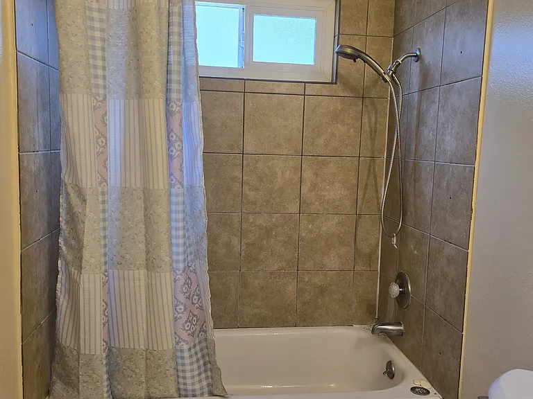 1114 N Bewley St #9 — Photo 6