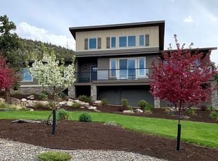 10445 Bitterbrush Ct, Redmond, OR 97756